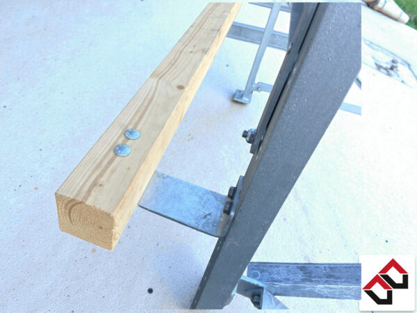 Halter für Rückwandverkleidung Palettenregal