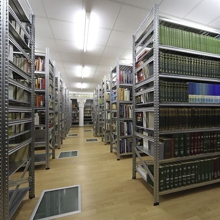 Fachbodenregal Bibliothek